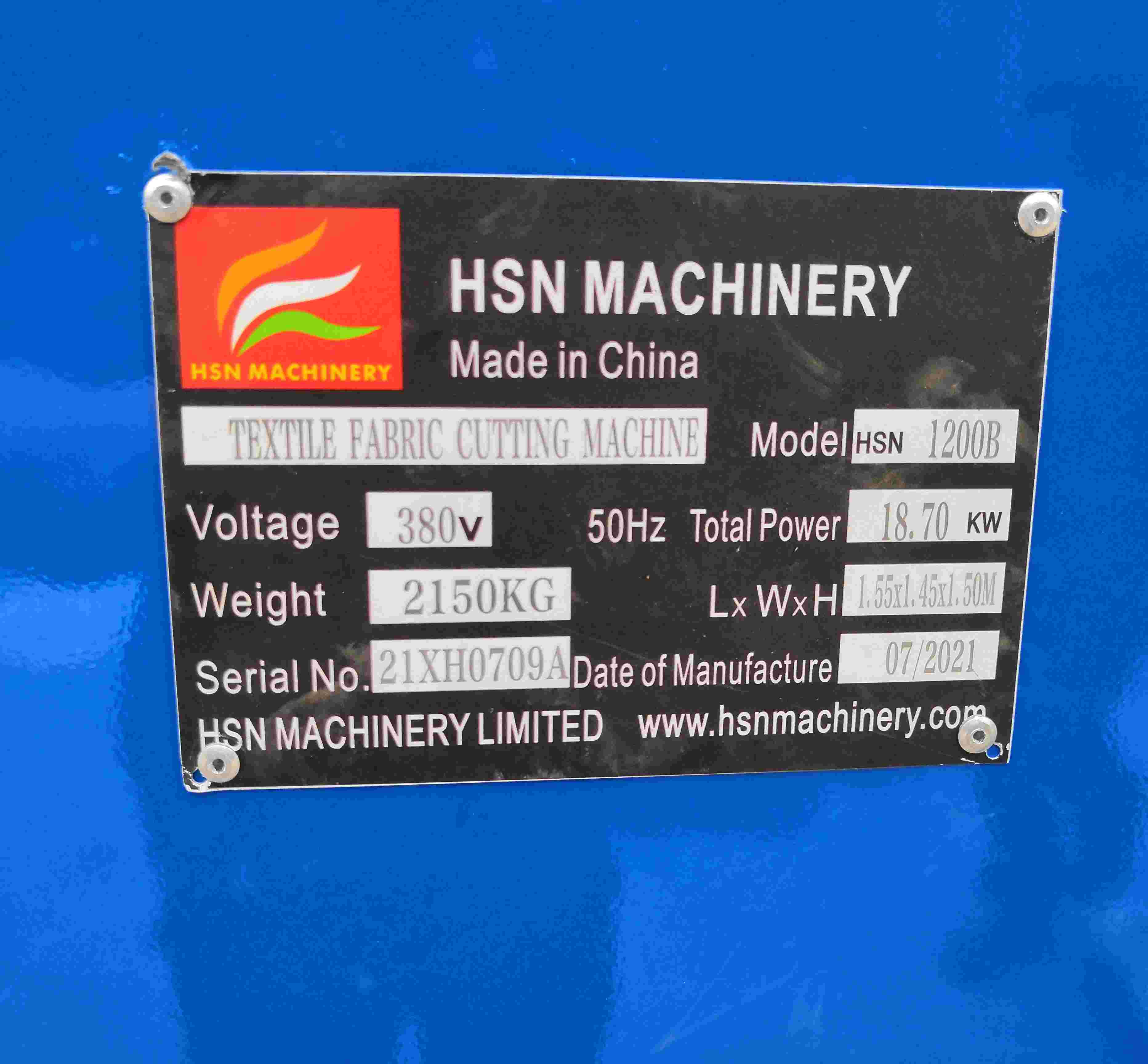 Fabrics Cutting Machine